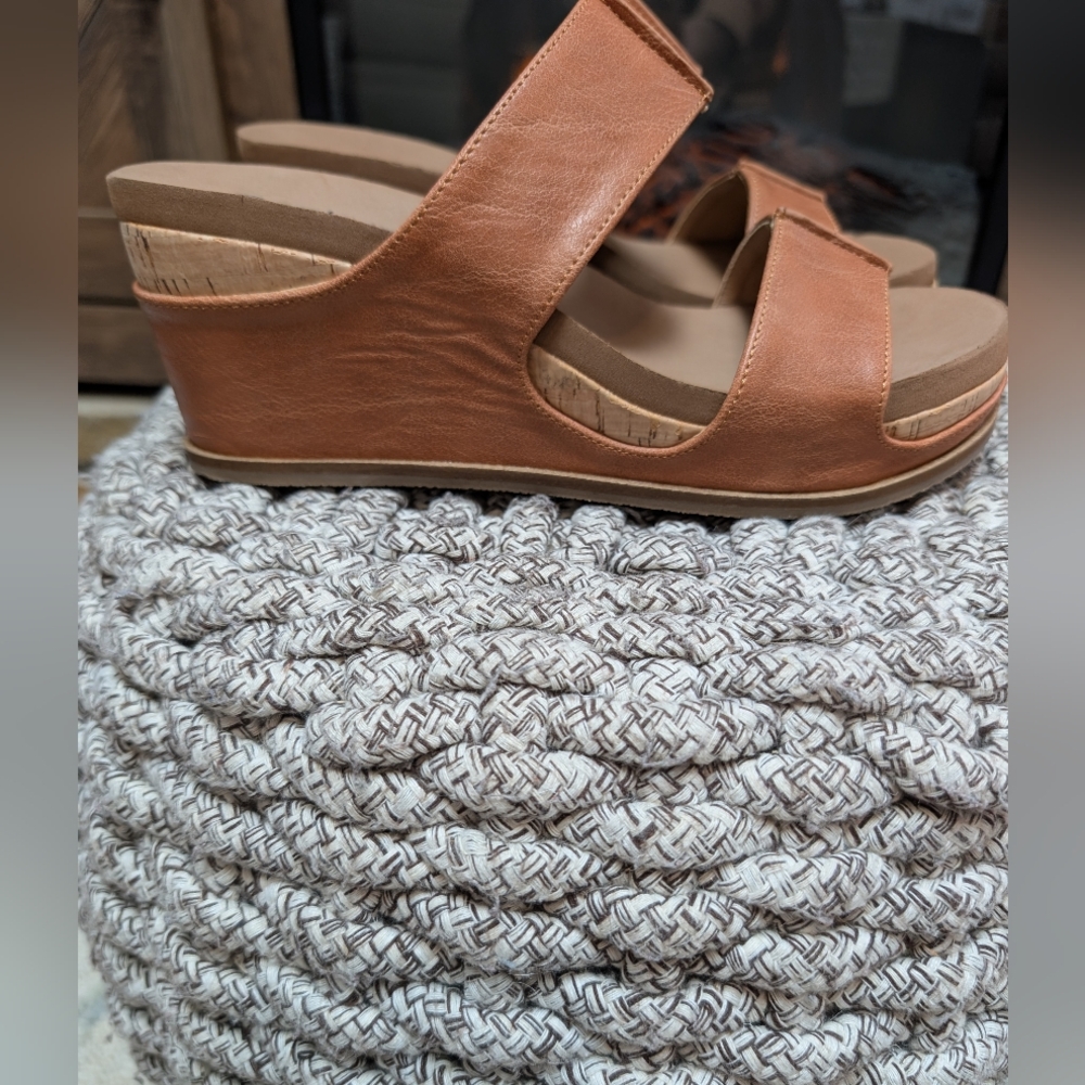 Corky's Table For Two Women's Sandals - Picture 4 of 7